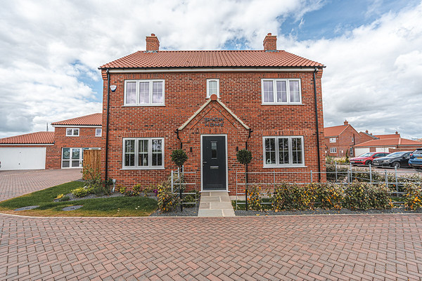 Saxon Park, Branston